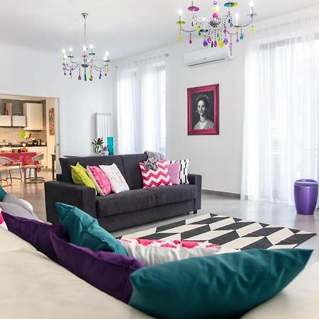 Ferdinando Arthouse Oversized Modern Apartment - By Gocce Team Napoli Dış mekan fotoğraf