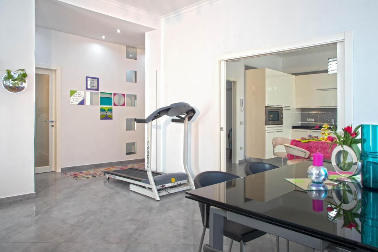 Ferdinando Arthouse Oversized Modern Apartment - By Gocce Team Napoli Dış mekan fotoğraf